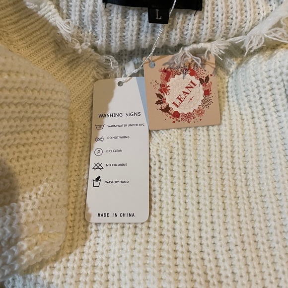 Sweater - Picture 3 of 3